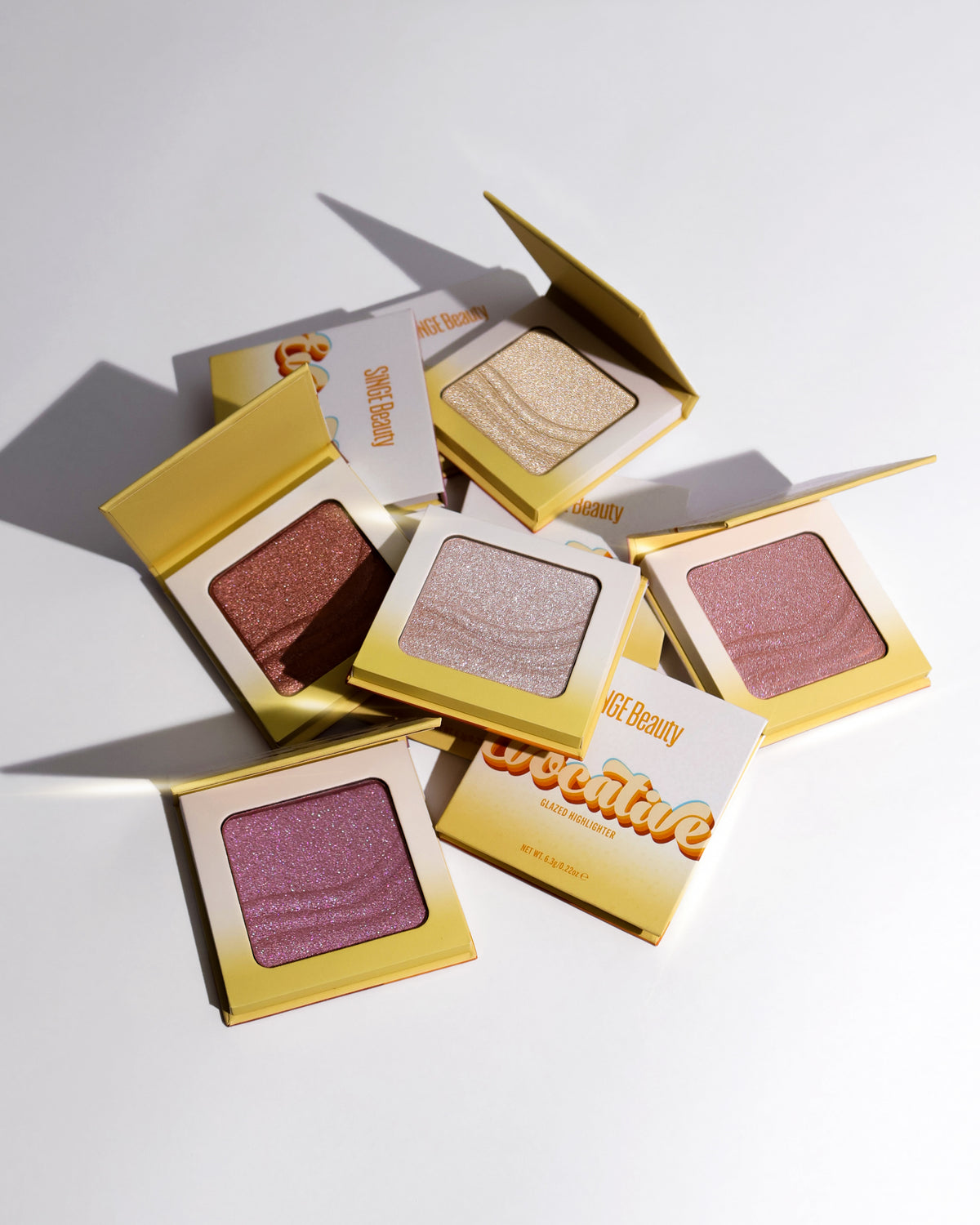 Evocative Glazed Highlighter