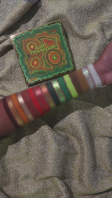 Singe Beauty Agate Temptation Palette Live Swatches 02